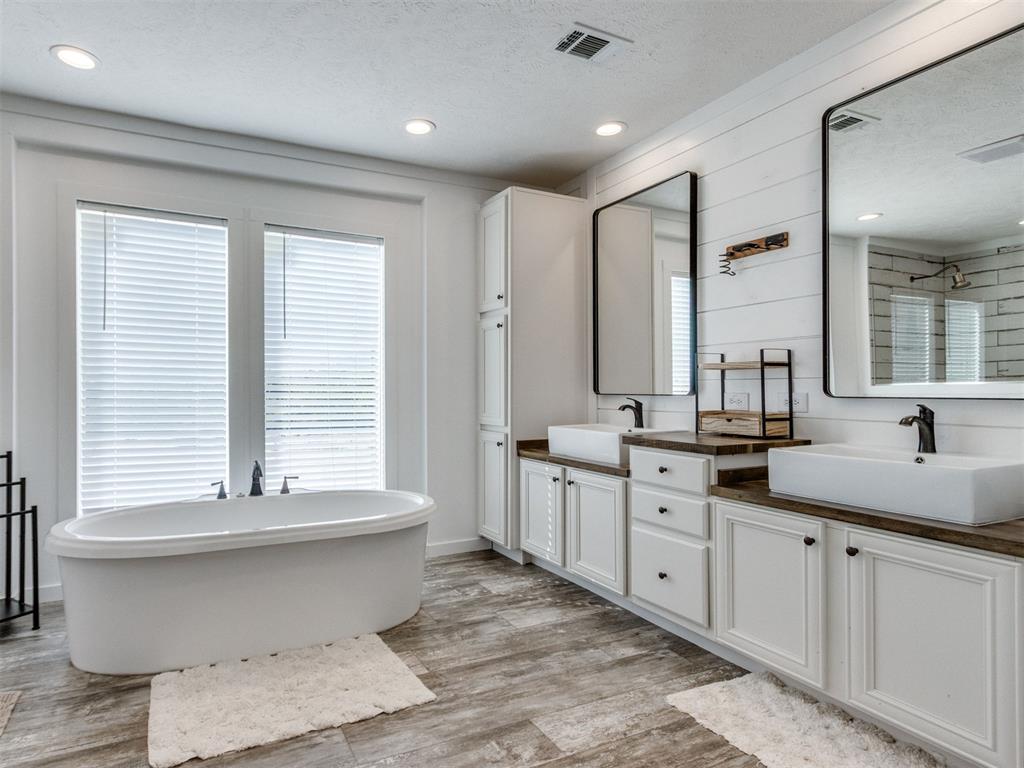 27668 N 2920 Road Property Photo 24