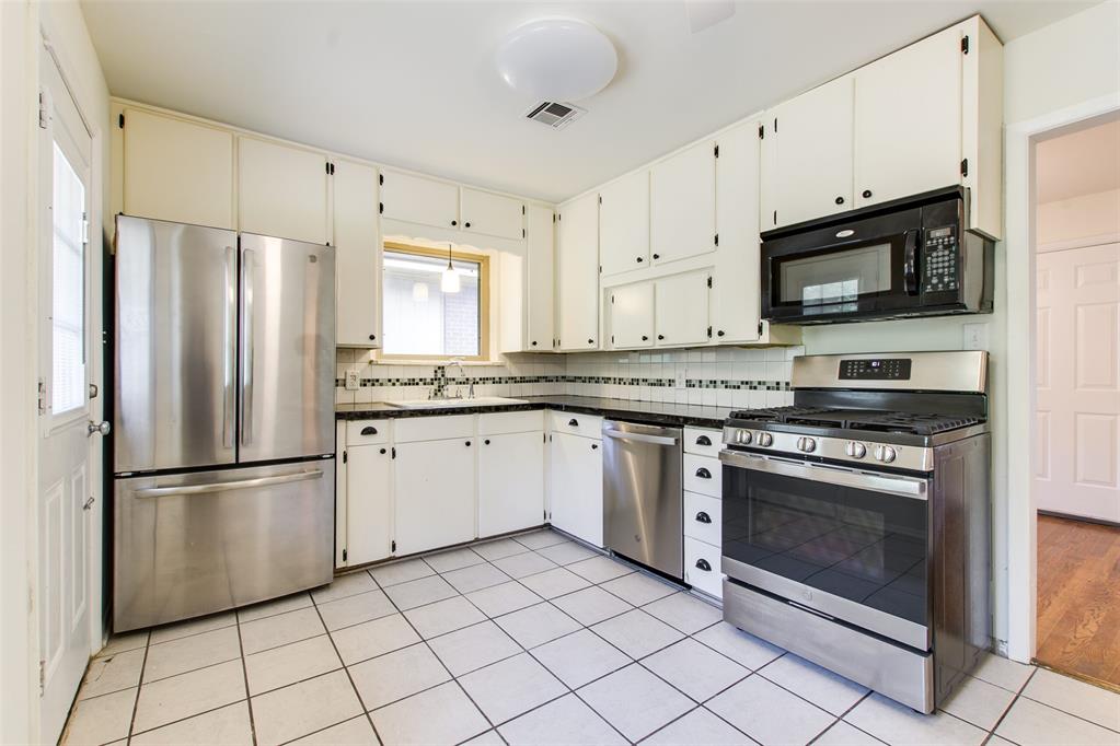 2929 N Utah Avenue Property Photo 5