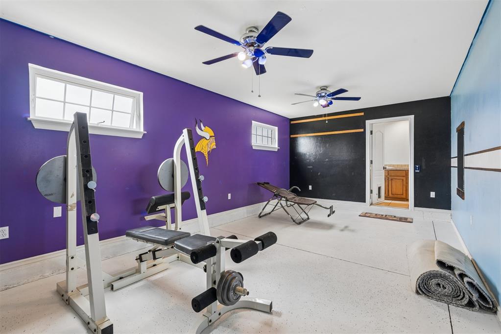 2513 Nw 177th Street Property Photo 40