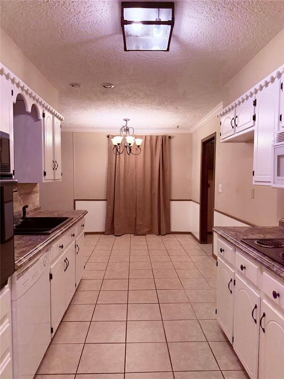620 W Adams Street Property Photo 6