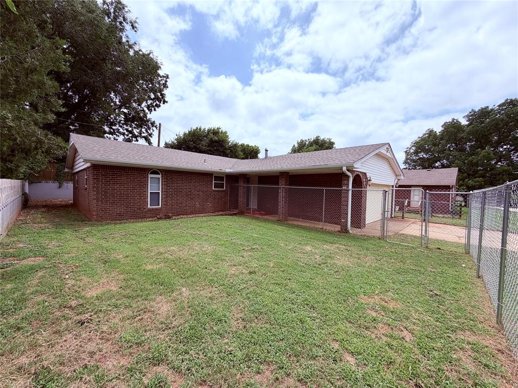 620 W Adams Street Property Photo 31