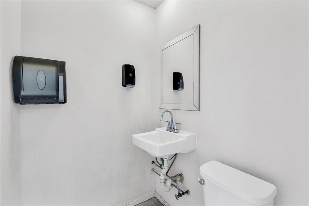 711 Cedar Avenue Property Photo 7