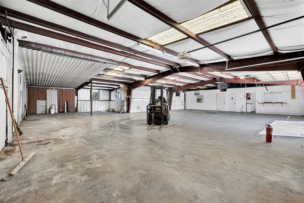 711 Cedar Avenue Property Photo 11