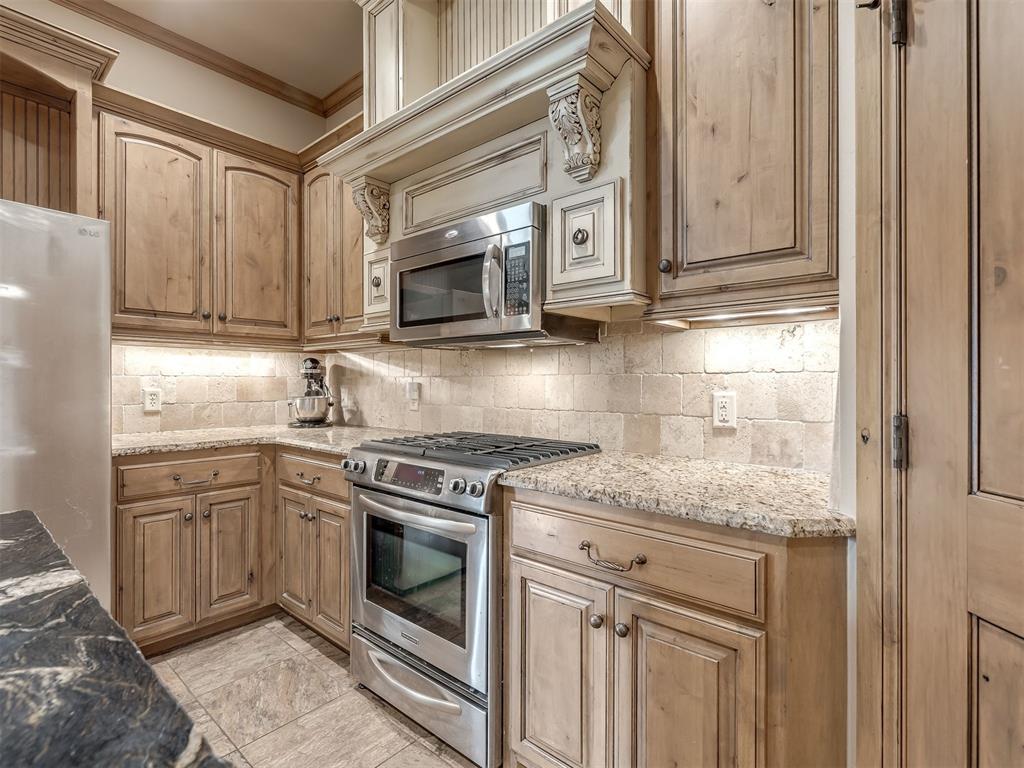 724 Northern Dancer Drive Property Photo 8