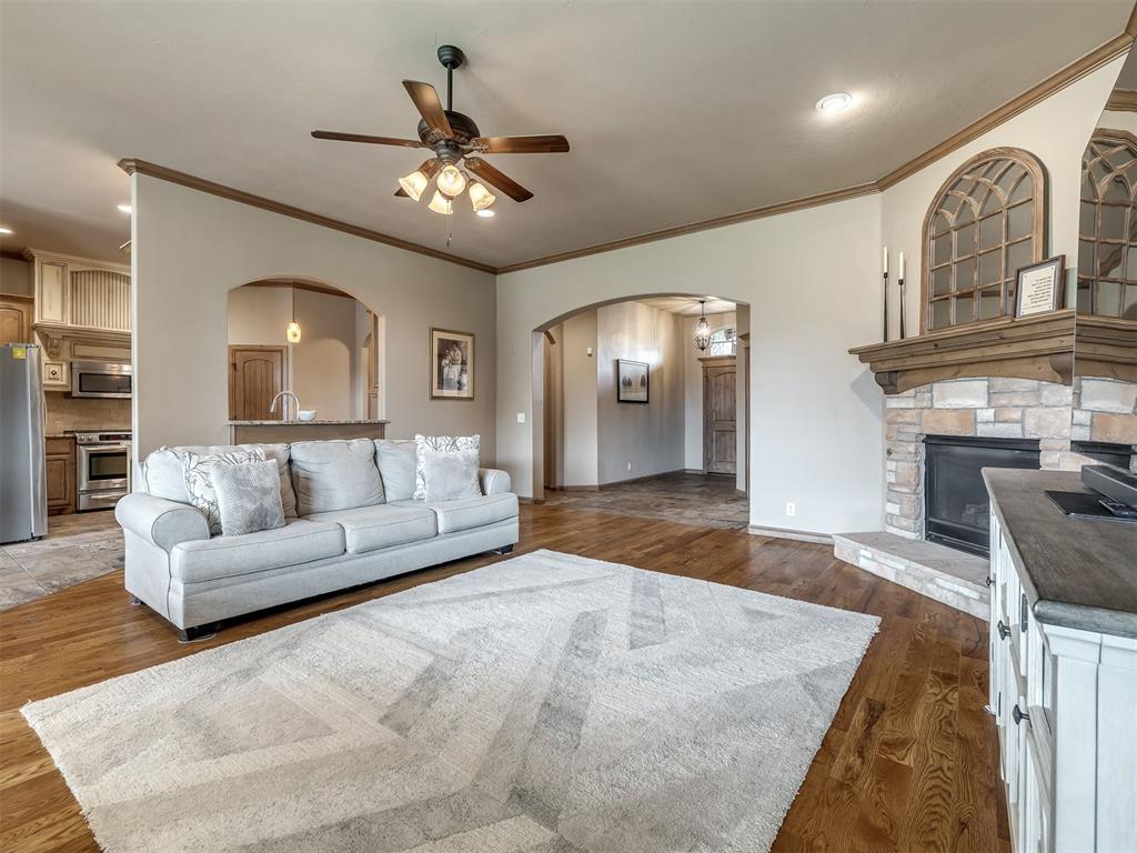 724 Northern Dancer Drive Property Photo 41