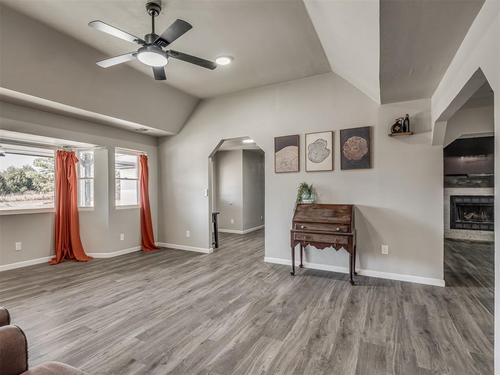 10828 Eastway Street Property Photo 10