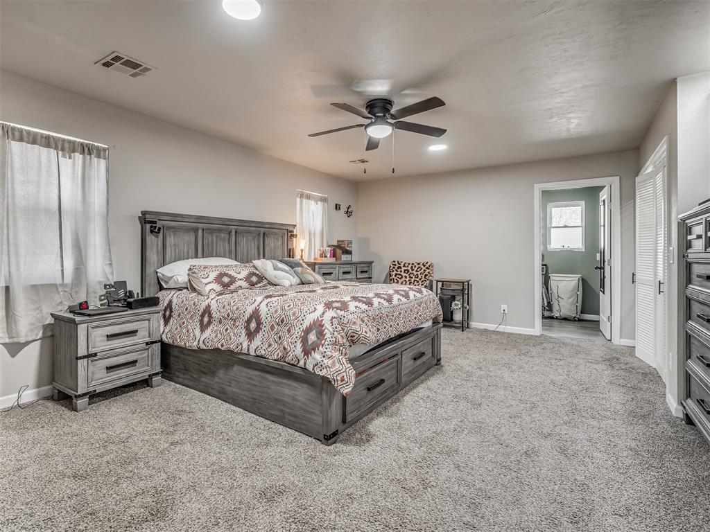 10828 Eastway Street Property Photo 24