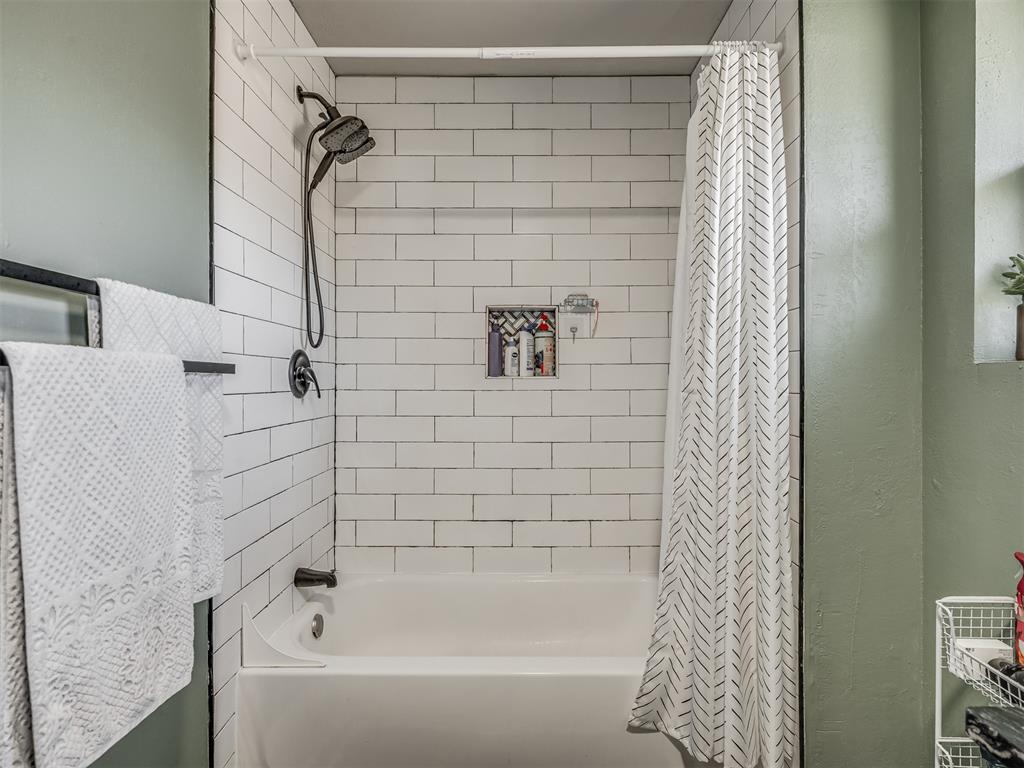 10828 Eastway Street Property Photo 28
