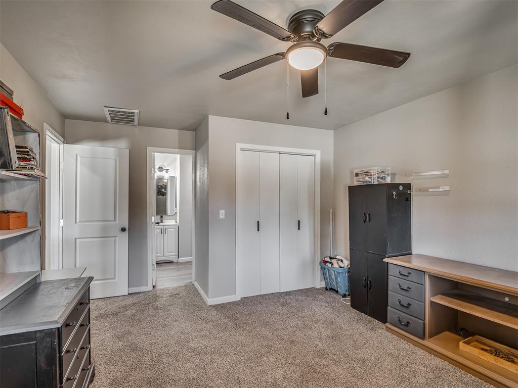 10828 Eastway Street Property Photo 31