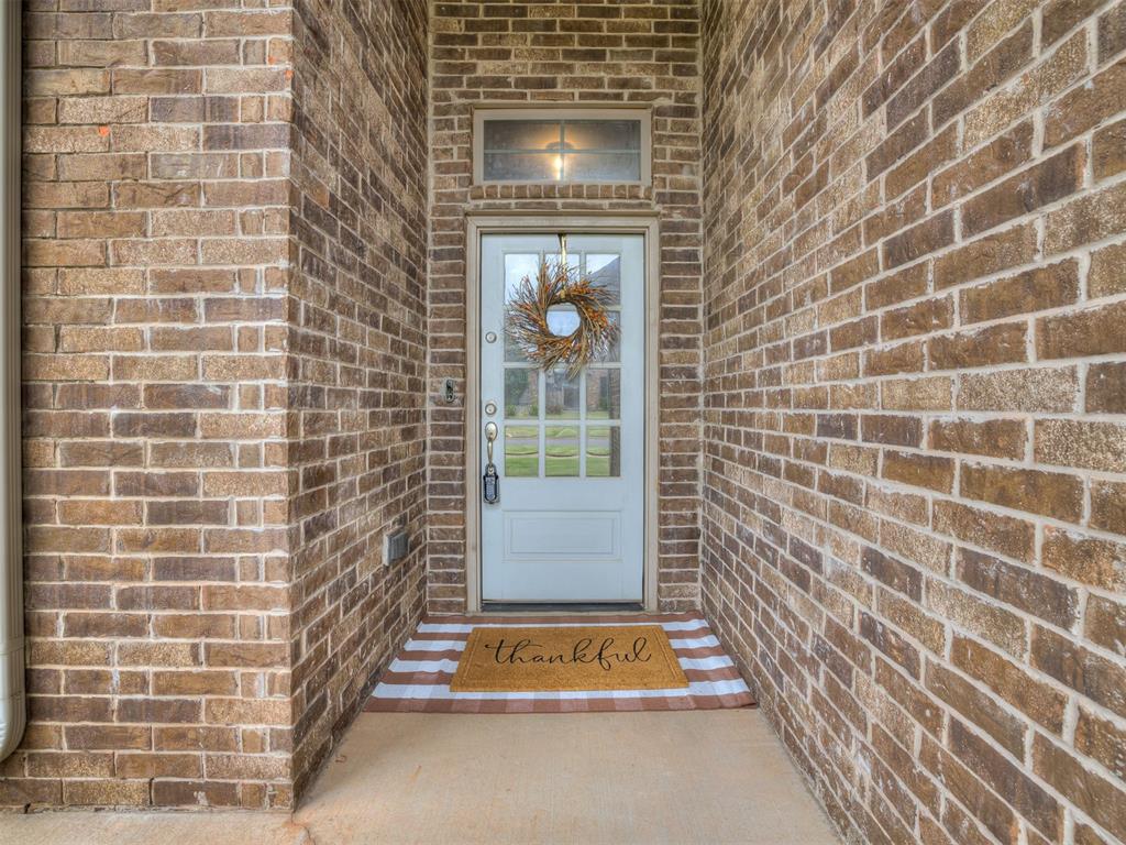 19128 Rush Springs Lane Property Photo 3