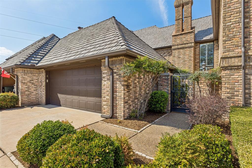 4 Windbrook Square Property Photo 2