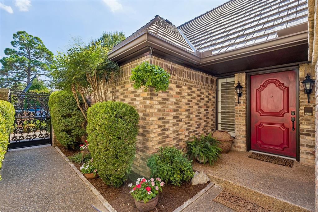 4 Windbrook Square Property Photo 5