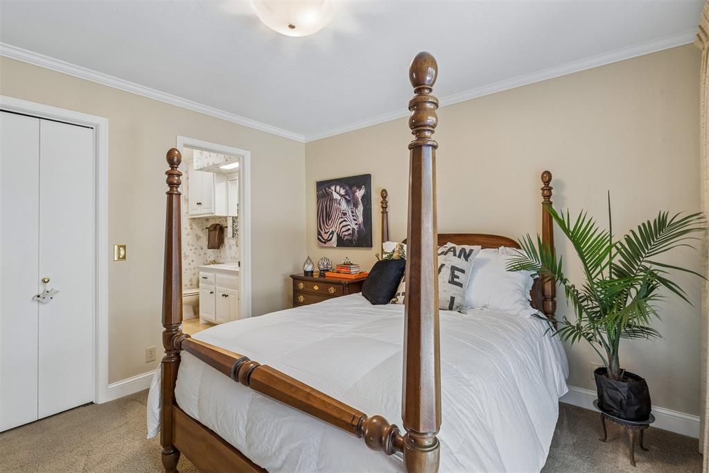 4 Windbrook Square Property Photo 21