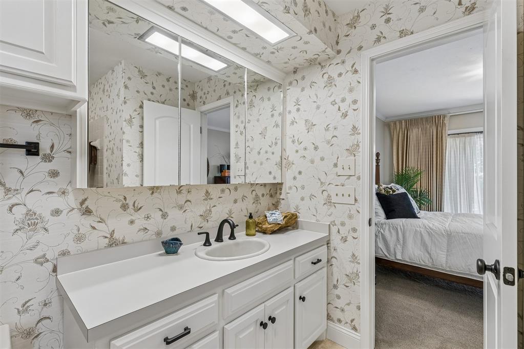 4 Windbrook Square Property Photo 22