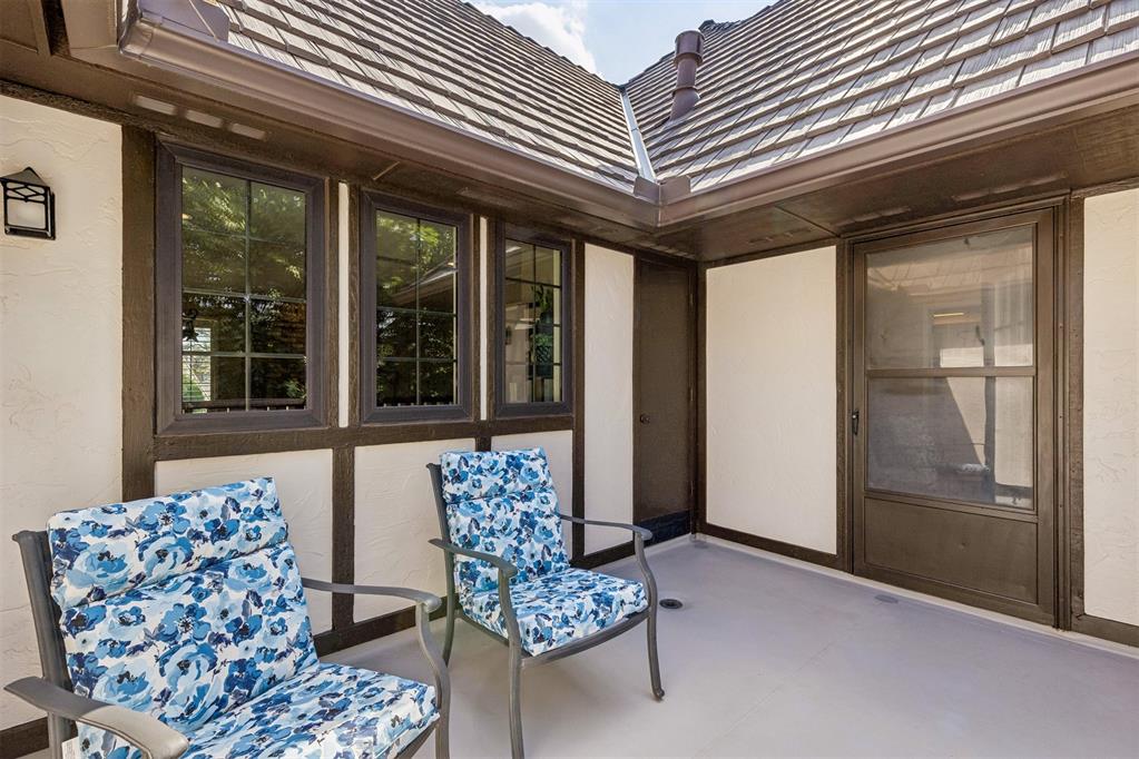 4 Windbrook Square Property Photo 42