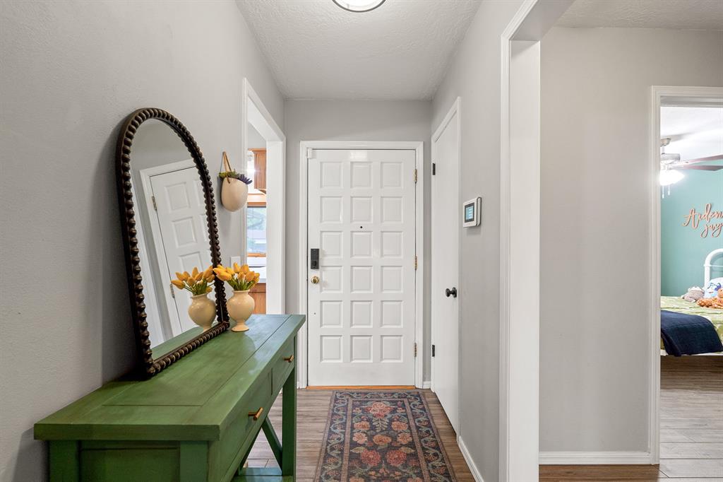 3115 Bent Oaks Circle Property Photo 4