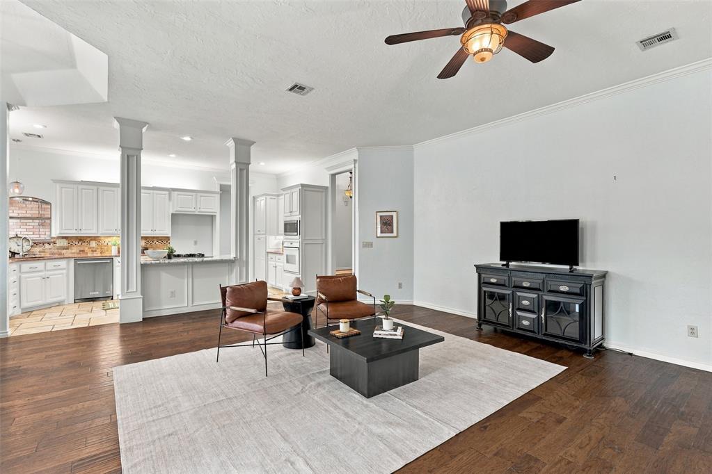 2421 Marforio Place Property Photo 19