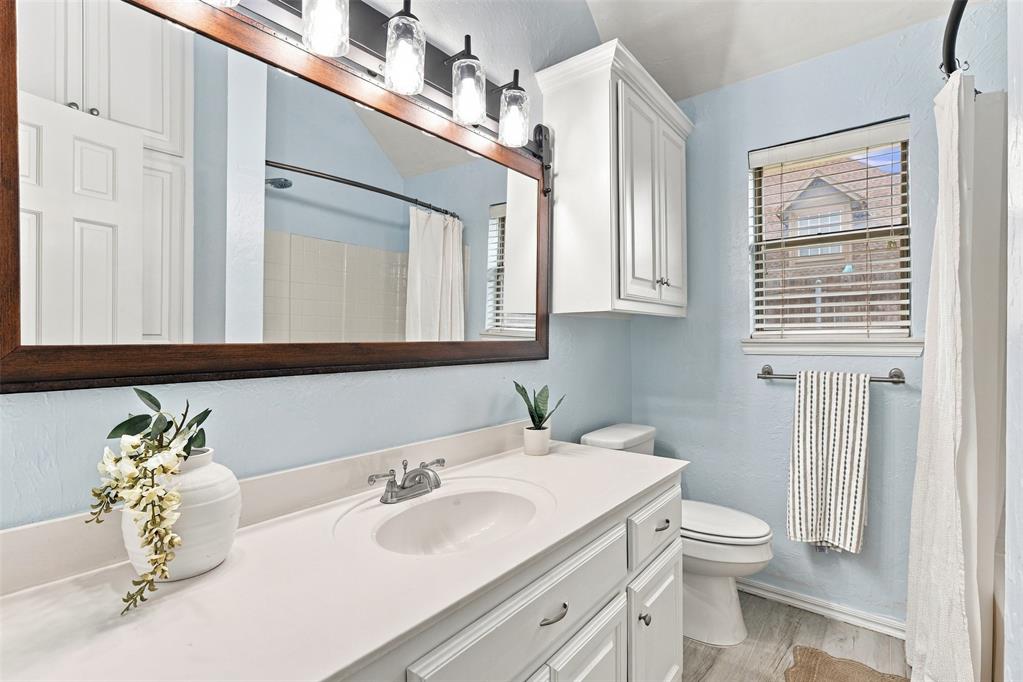 2421 Marforio Place Property Photo 32
