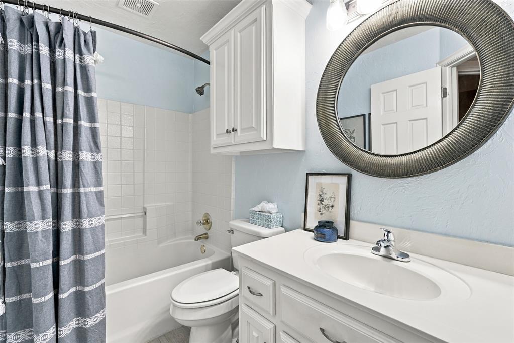 2421 Marforio Place Property Photo 35