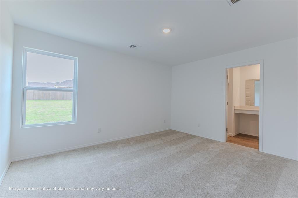 617 South Haven Drive Property Photo 4