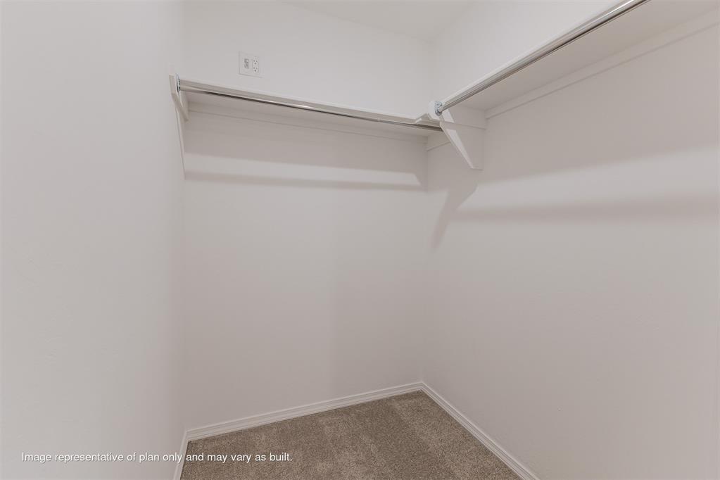 617 South Haven Drive Property Photo 6