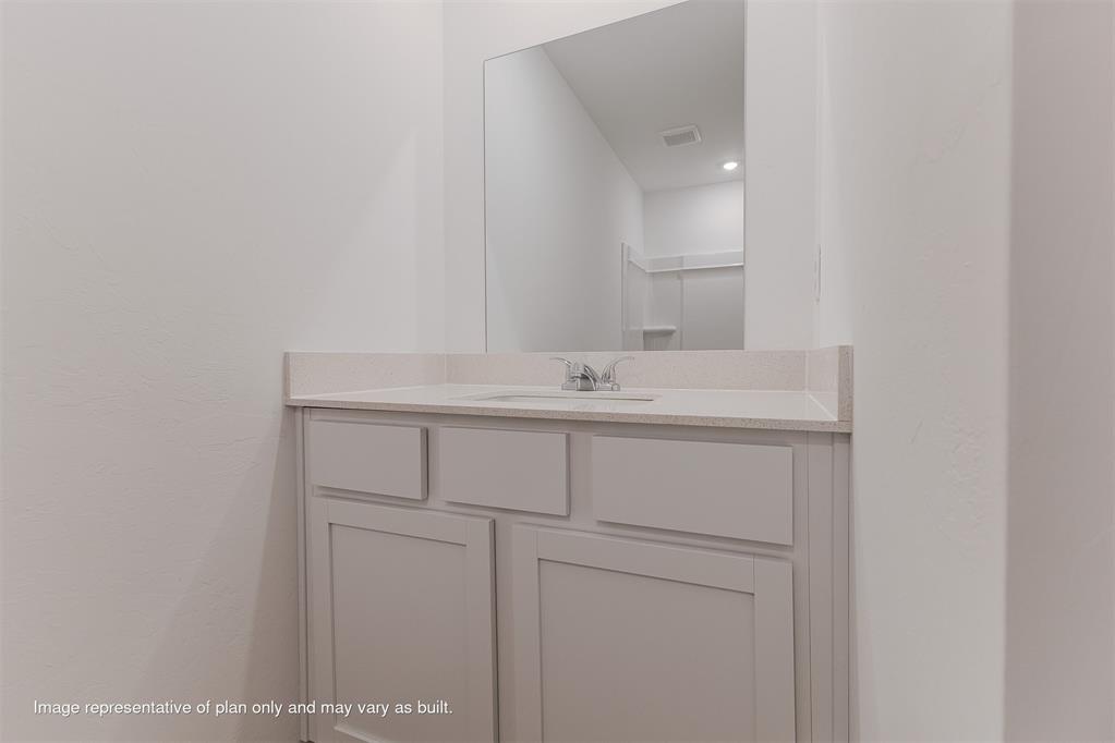 617 South Haven Drive Property Photo 10
