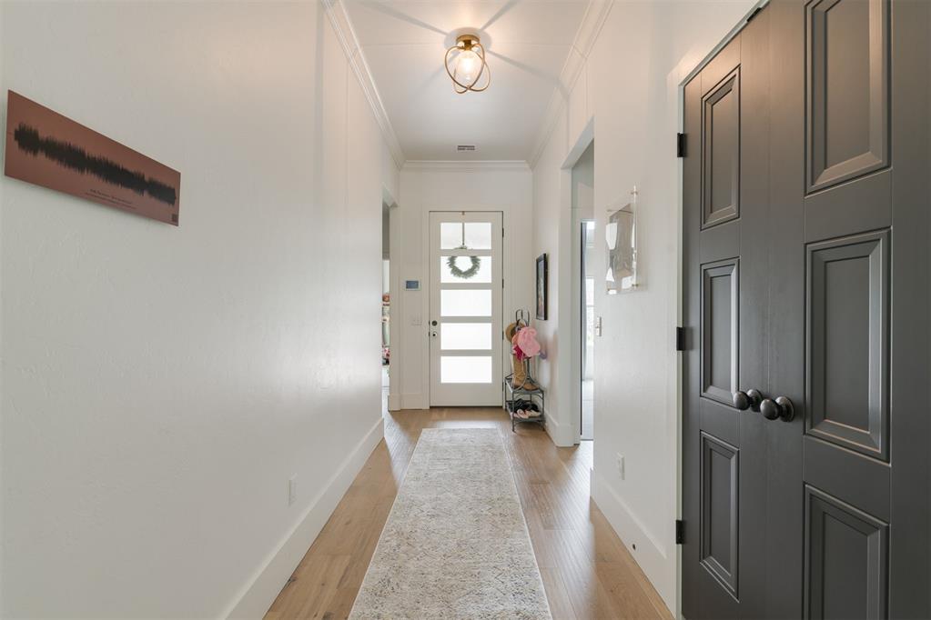 2401 Semillon Way Property Photo 24