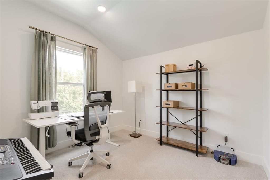 2401 Semillon Way Property Photo 36
