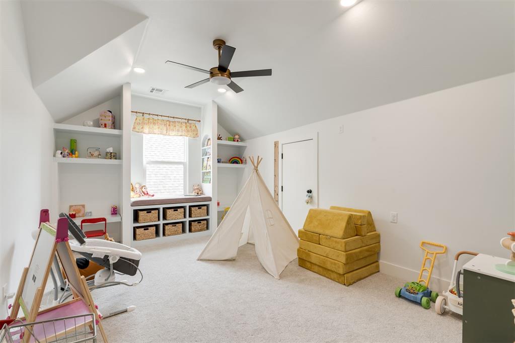 2401 Semillon Way Property Photo 37
