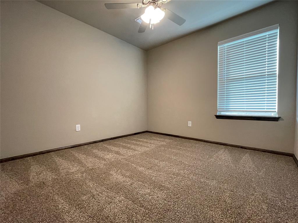 2033 Sara Vista Road Property Photo 7