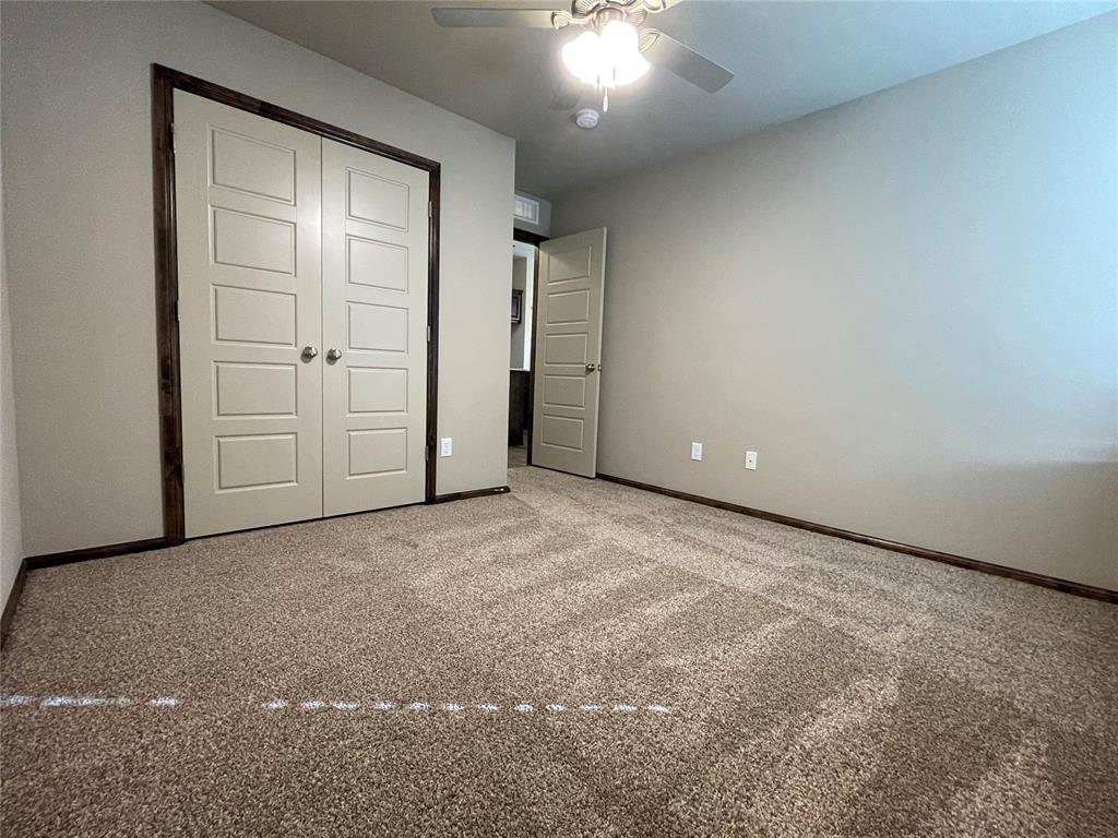 2033 Sara Vista Road Property Photo 11