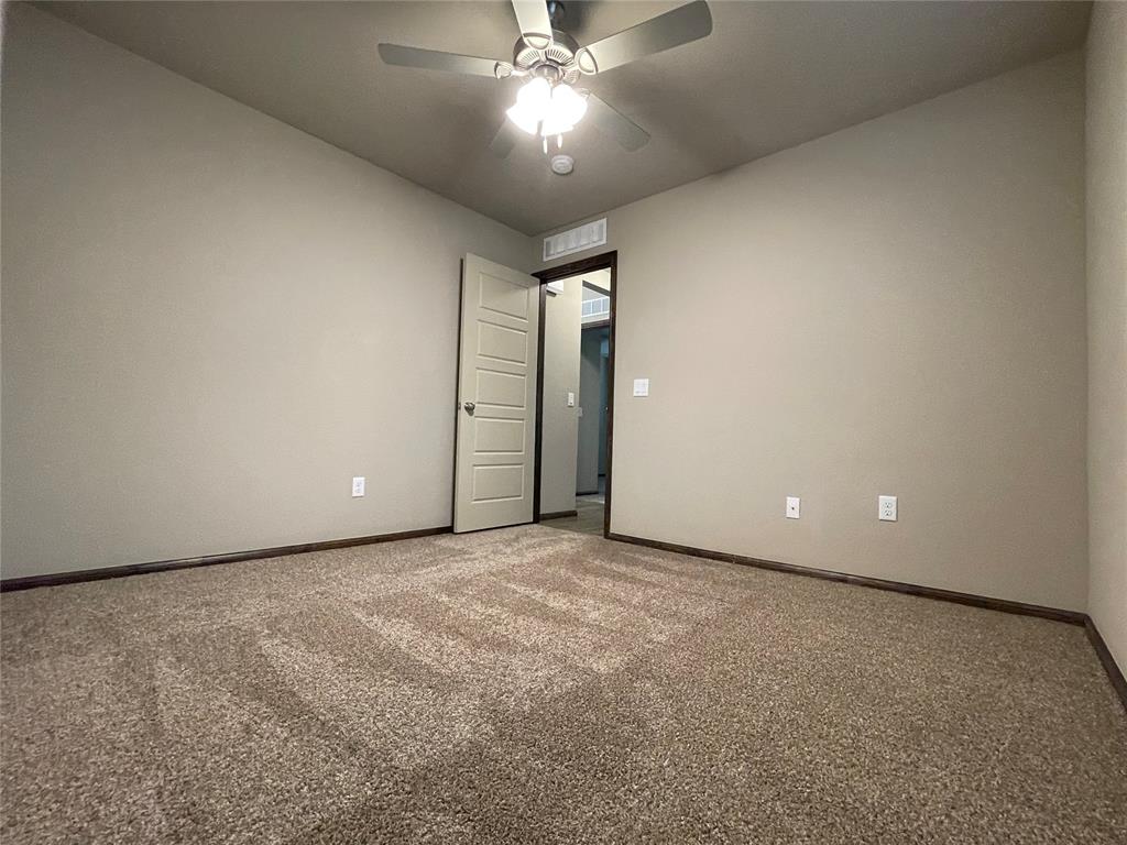 2033 Sara Vista Road Property Photo 15