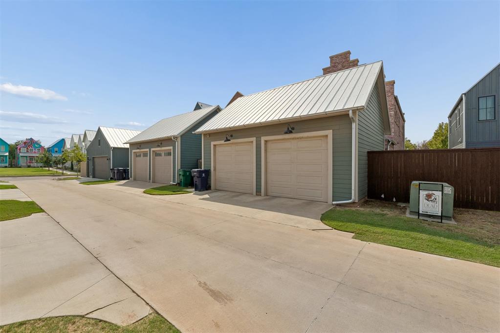1900 Oso Avenue Property Photo 48