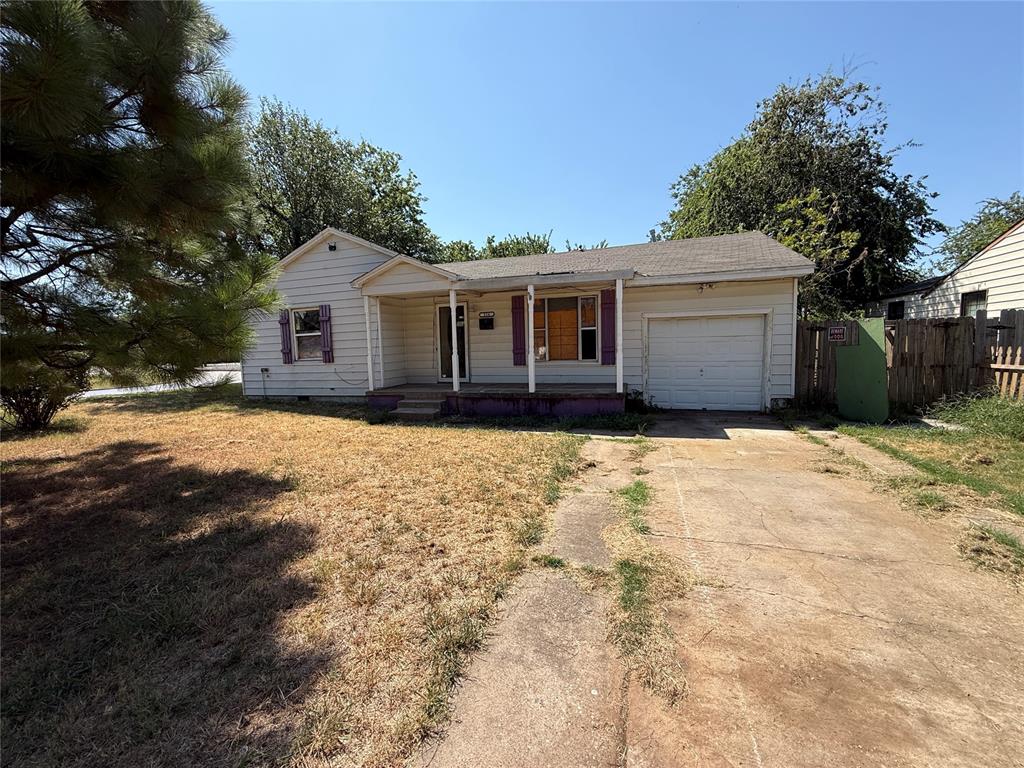 214 E Vida Way Property Photo 1