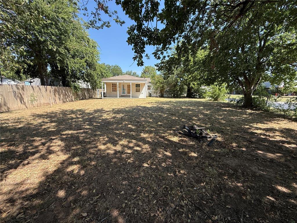 214 E Vida Way Property Photo 6