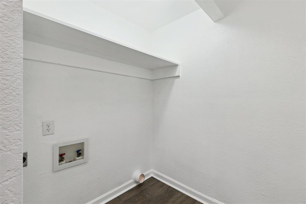 3228 Cashion Place Property Photo 25