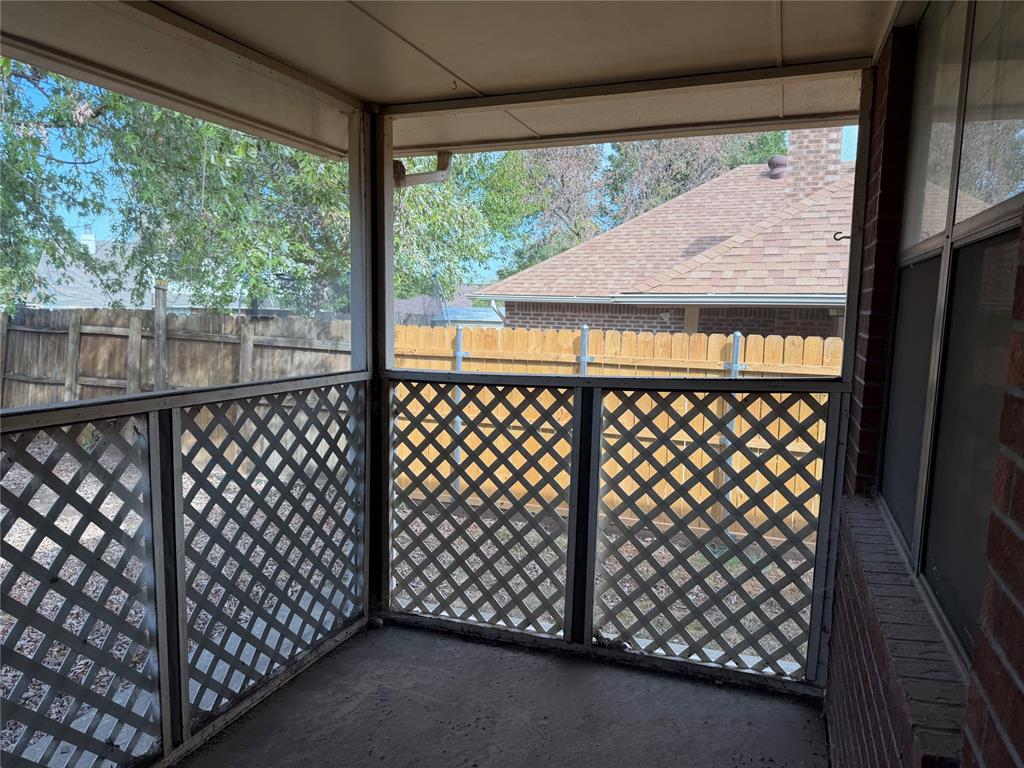 901 Randall Drive Property Photo 12