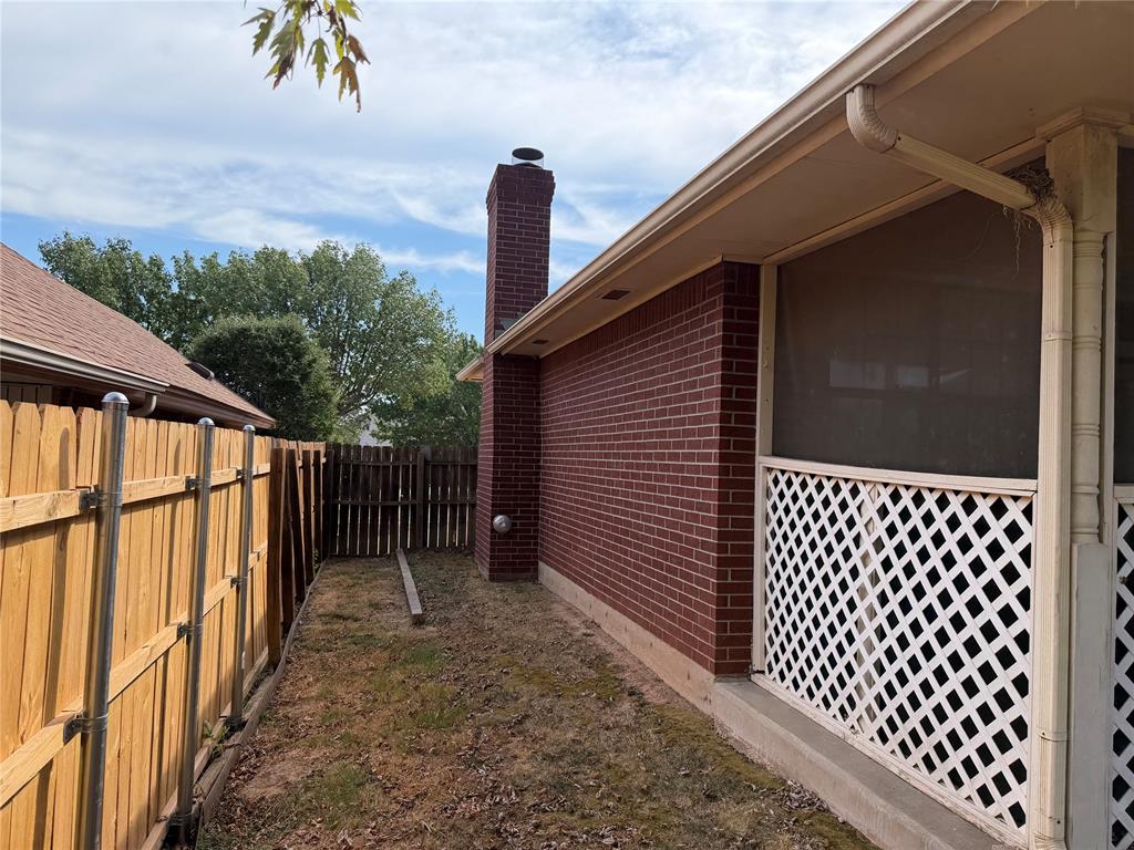 901 Randall Drive Property Photo 16