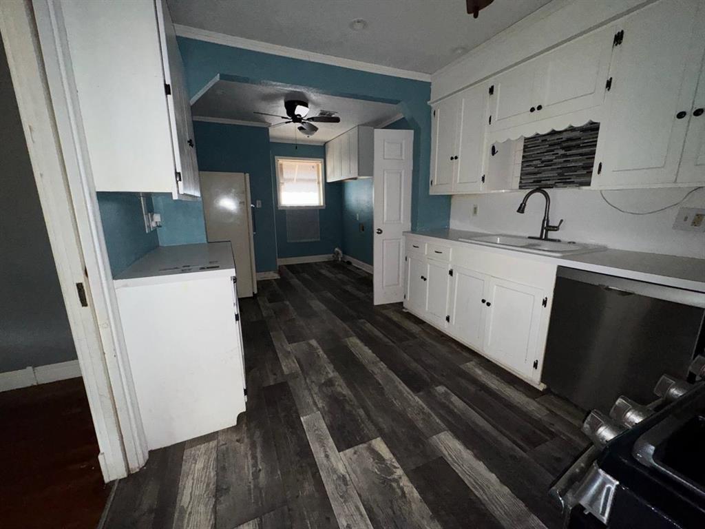 1112 N 12th Street Property Photo 3