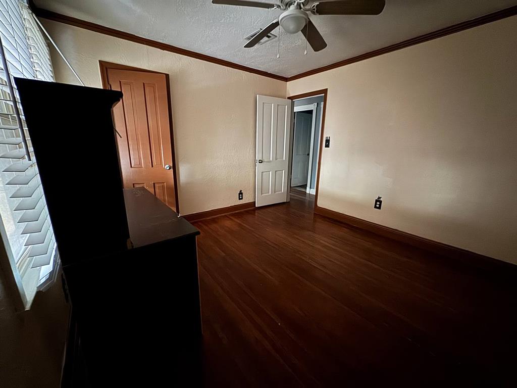 1112 N 12th Street Property Photo 23