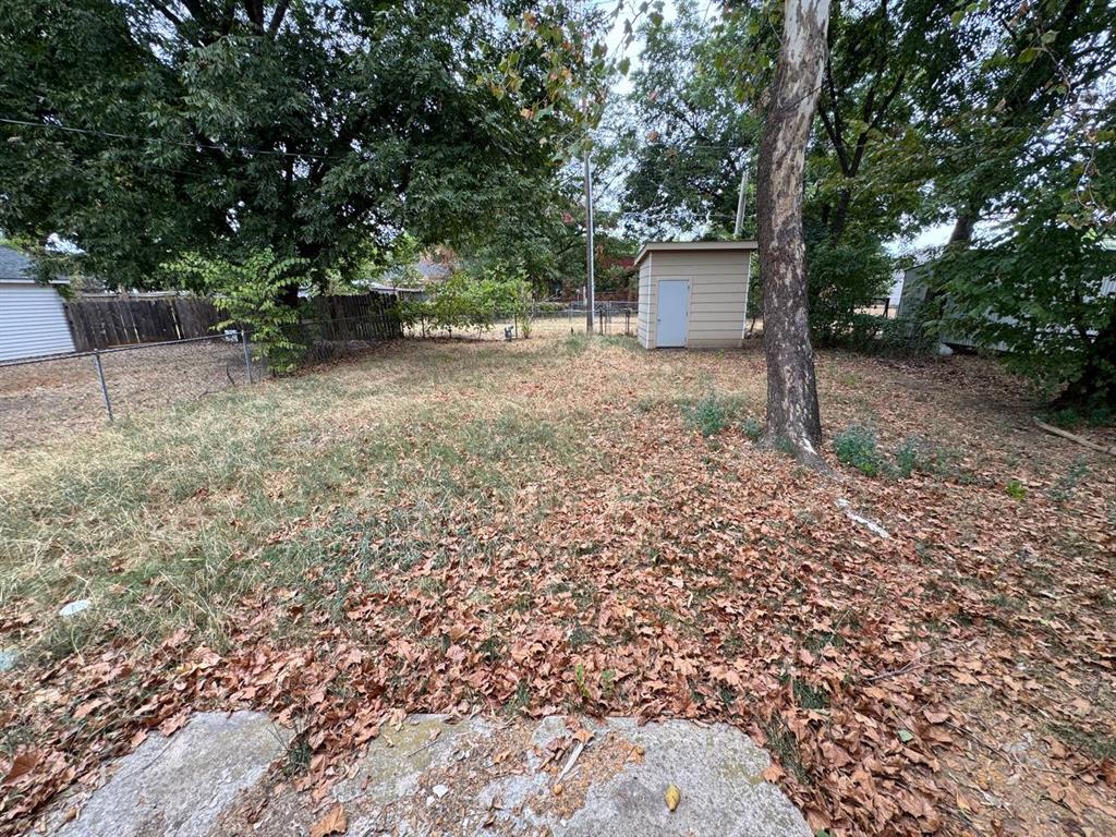 1112 N 12th Street Property Photo 33