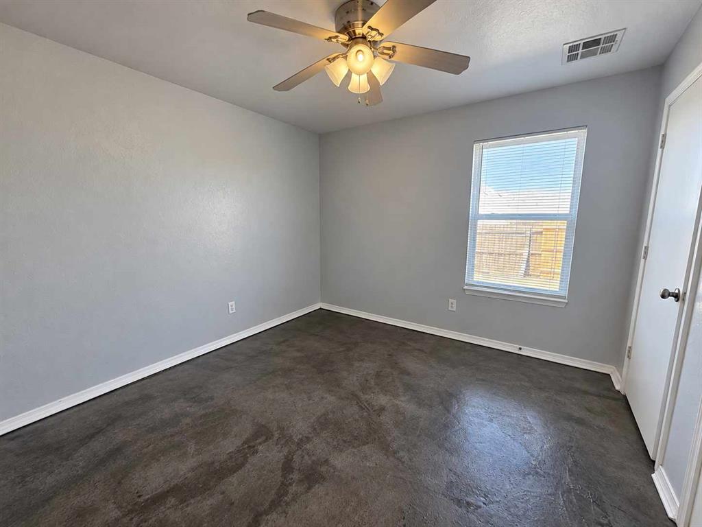 2801 Nw 186th Street Property Photo 11