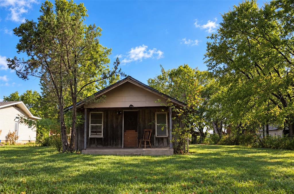 514 E 5th Street Property Photo 1