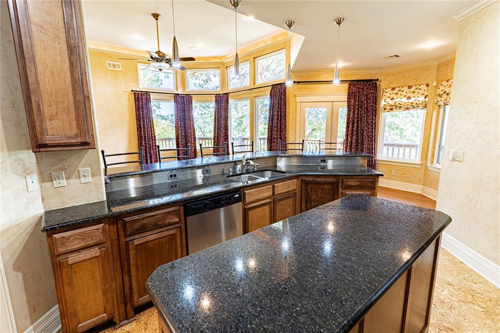 23220 E Horseshoe Bend Road Property Photo 14