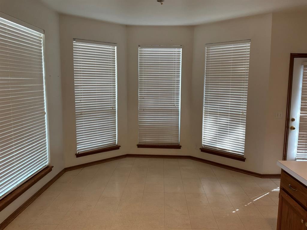 53 W Shore Drive Property Photo 3