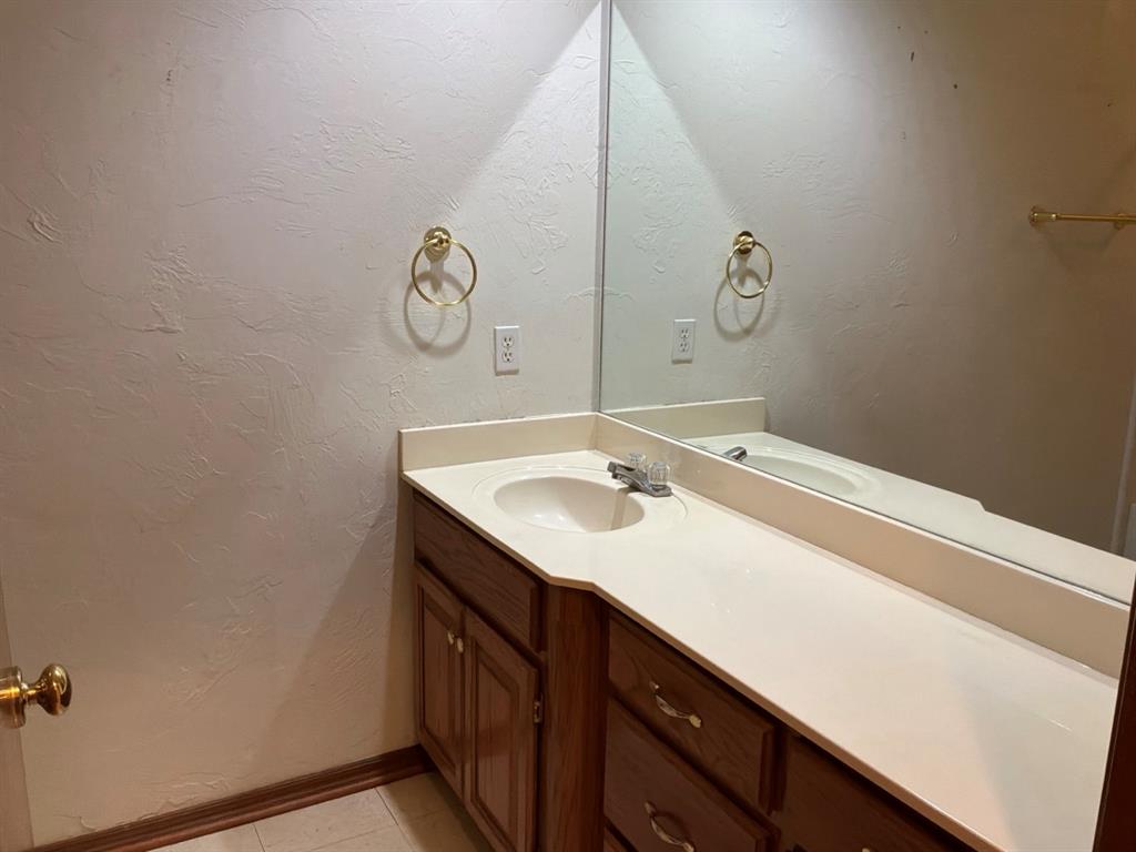 53 W Shore Drive Property Photo 9