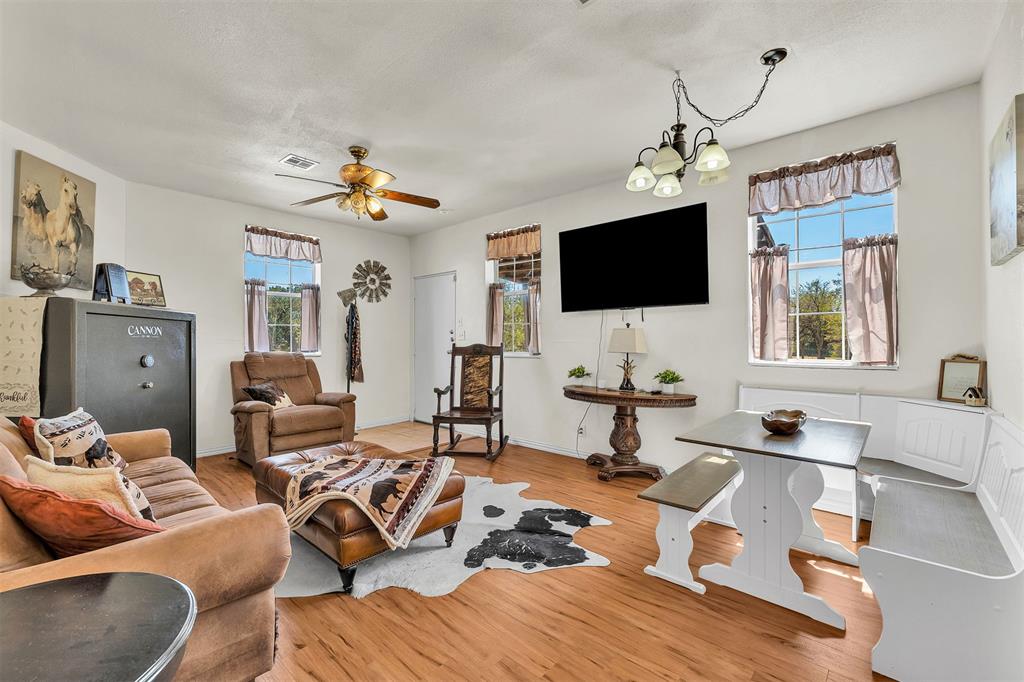 16925 W Wilshire Boulevard Property Photo 7