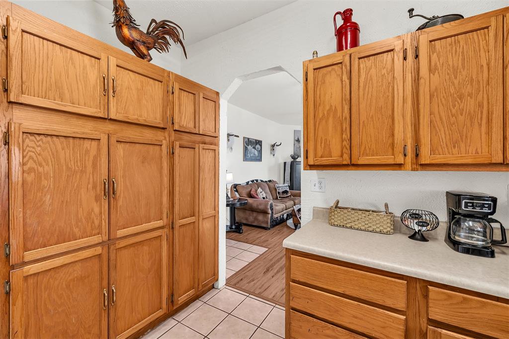 16925 W Wilshire Boulevard Property Photo 14