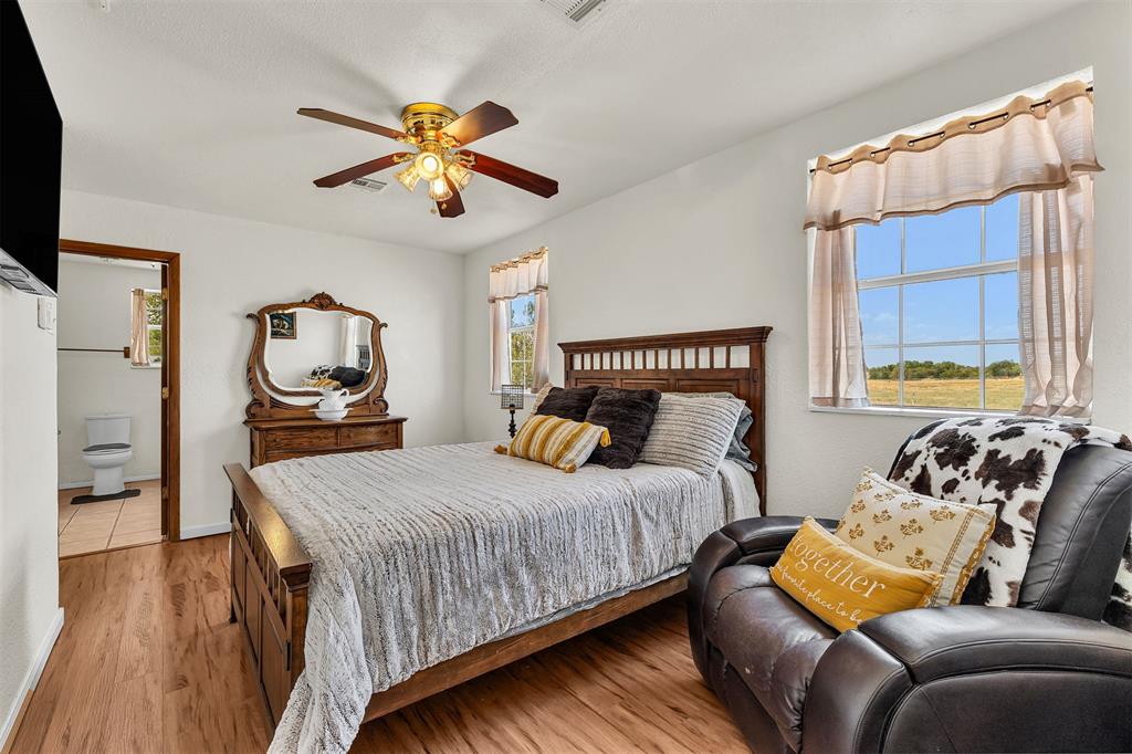 16925 W Wilshire Boulevard Property Photo 20