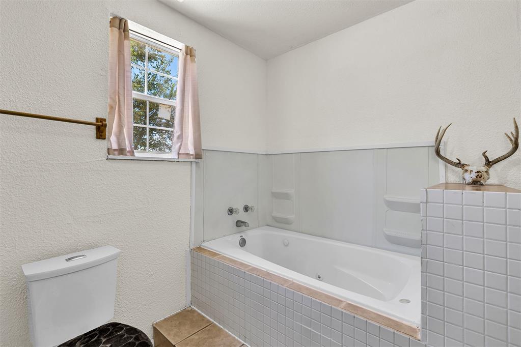 16925 W Wilshire Boulevard Property Photo 22